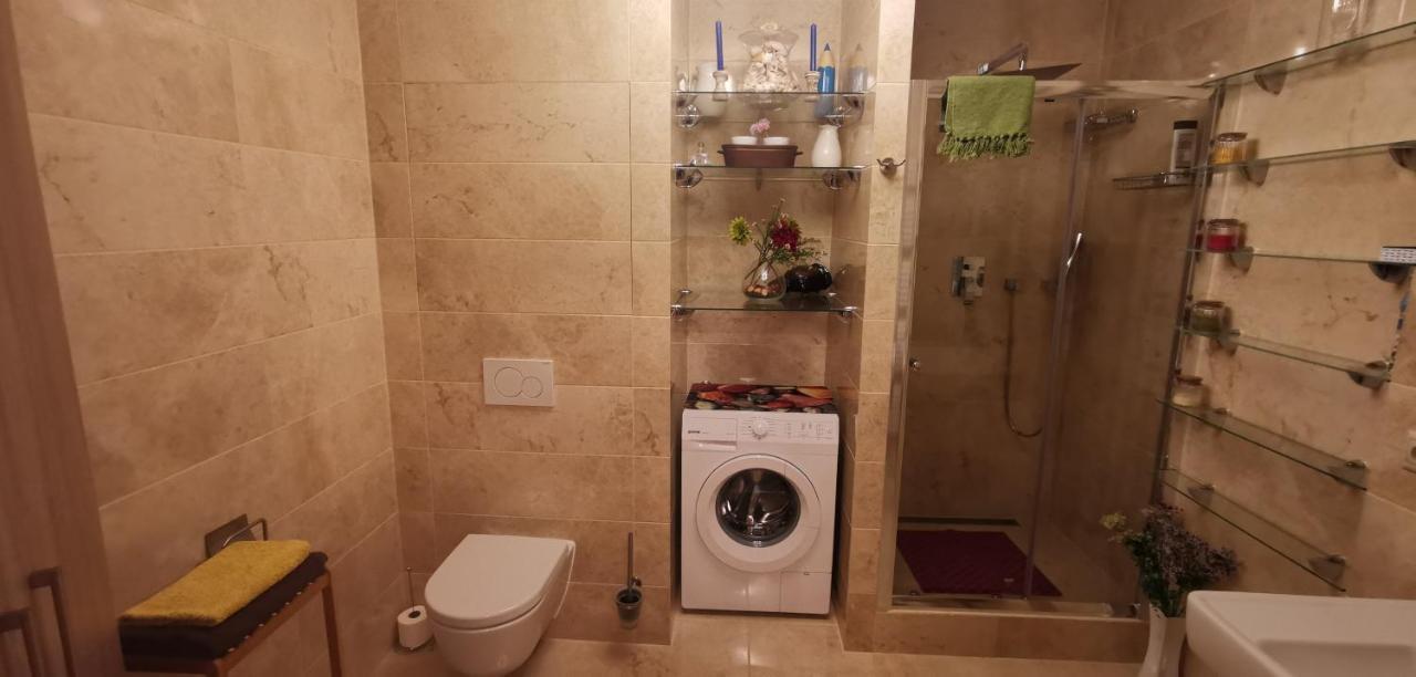 Hezky Byt U Hotela Thermal V Karlovych Varech Karlovy Vary Bagian luar foto